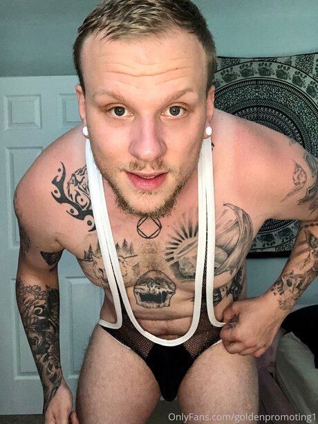 Goldenpromoting1 OnlyFans Sex