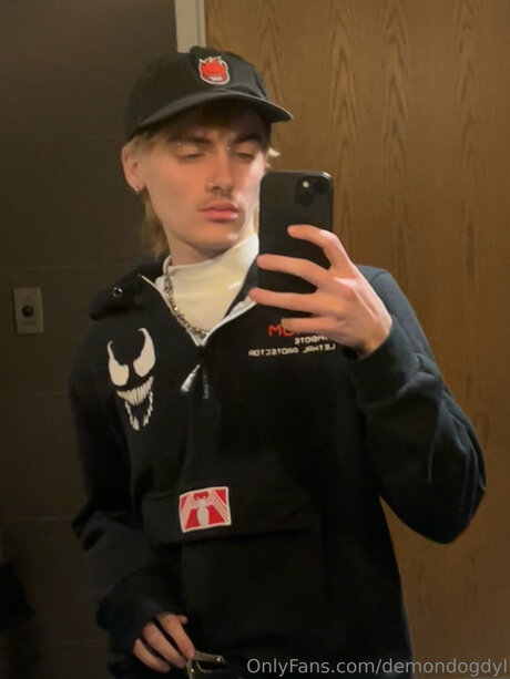 Demondogdyl OnlyFans geleakter Pornografie