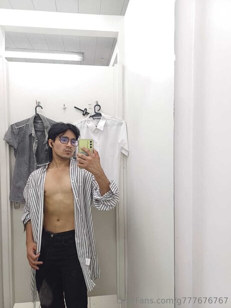 G777676767 OnlyFans geleakte Brüste