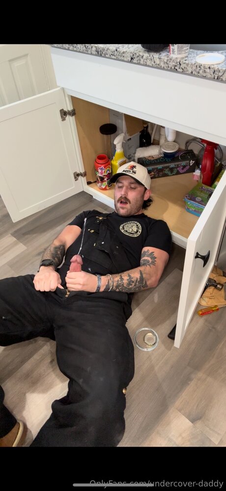 Undercover Daddy OnlyFans Porn Nackt