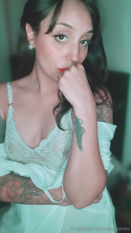 Pauliiwres OnlyFans Model Bilder