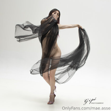 Maepurple Off OnlyFans Brüste Bild