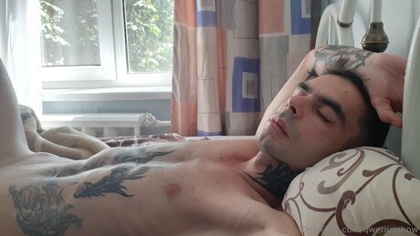 Qweriusshow OnlyFans gratis