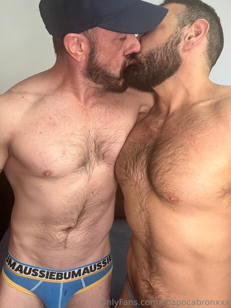 Chapocabronxxx OnlyFans nackte Brüste