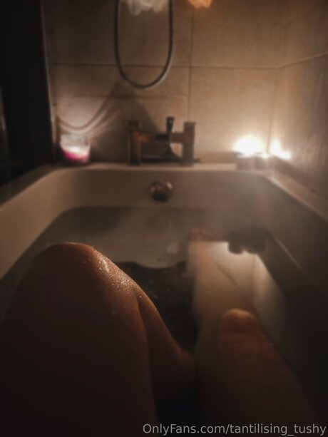 Tantilising Tushy 