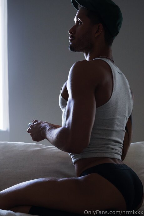 Nrmlxxx OnlyFans Nacktbilder