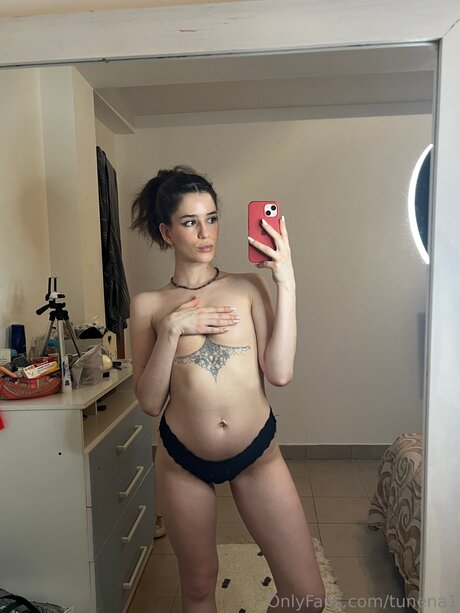 Tunena1 Nacktbilder von OnlyFans geleakt
