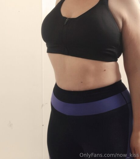 Now Kiss OnlyFans Fick geleakt