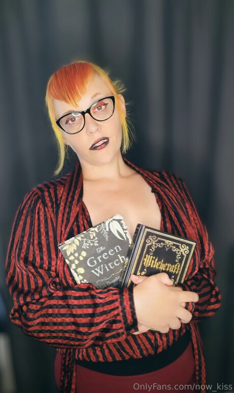 Now Kiss OnlyFans Sex