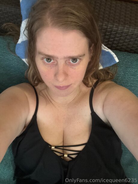 Icequeen6235 Nacktbilder von OnlyFans geleakt