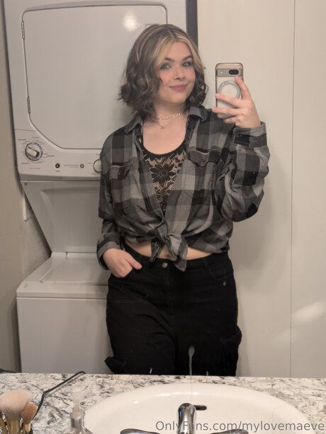 Mylovemaeve OnlyFans-Leaks