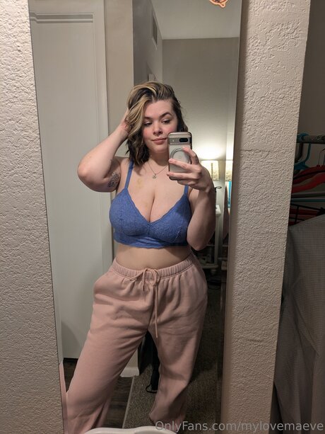 Mylovemaeve OnlyFans-Seite