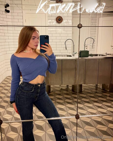 Evanigma Oftv OnlyFans Arsch Leak