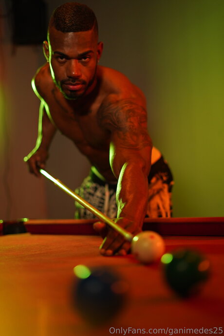 Ganimedes25 OnlyFans Pornografie geleakt