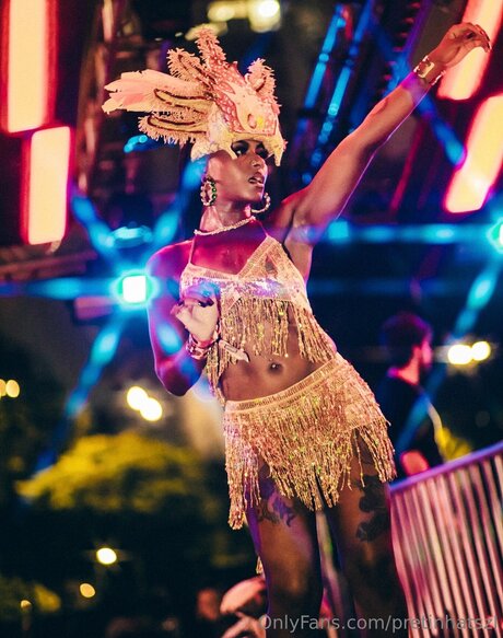 Pretinhatszl OnlyFans X