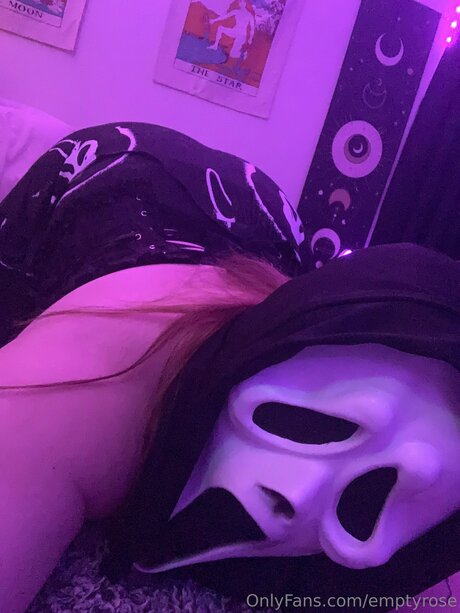 Emptyrose Nackt auf OnlyFans Leak