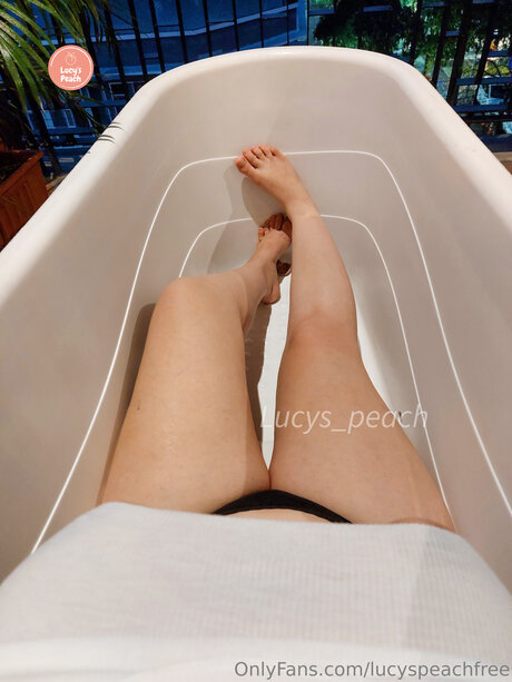 Lucyspeachfree OnlyFans-Sex