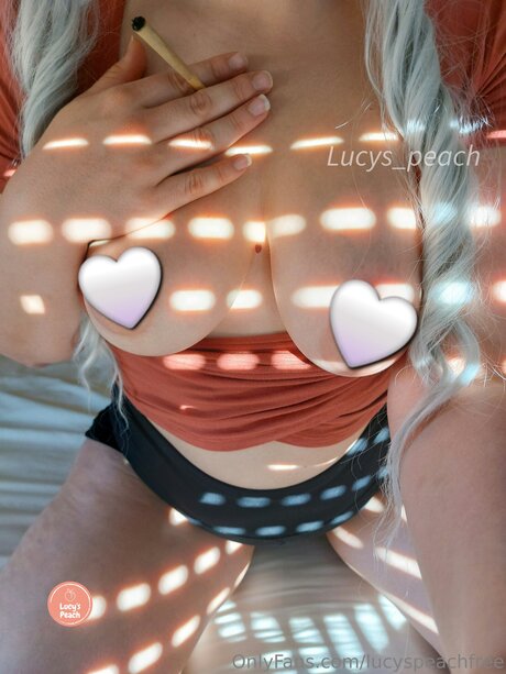 Lucyspeachfree OnlyFans Nacktbilder
