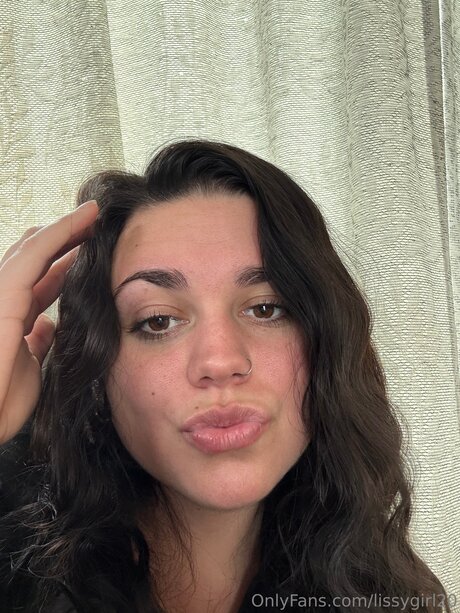 Lissygirl20 OnlyFans explizite Inhalte