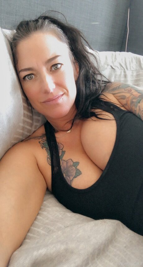 Wondergilf Nacktbilder von OnlyFans