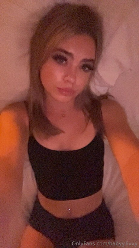 Babyy Livvy OnlyFans-Pornos