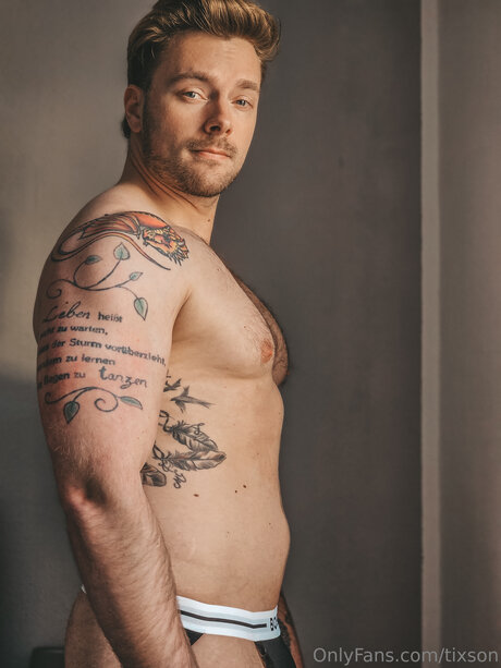 Tixson Nacktbilder von OnlyFans