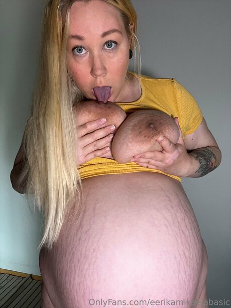 Eerikamikaelabasic OnlyFans Bilder