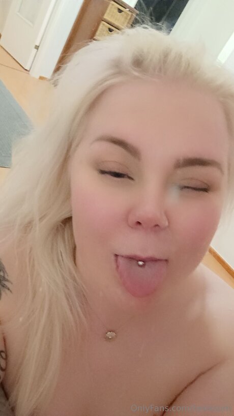 Henksum Nacktbilder von OnlyFans geleakt