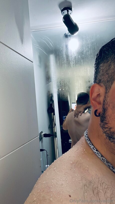 Vardoc Nacktpornos auf OnlyFans