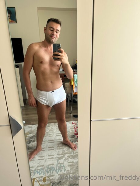 Mit Freddy OnlyFans Bilder