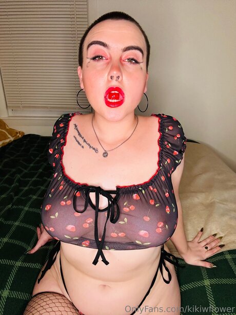 Kikiwflower OnlyFans