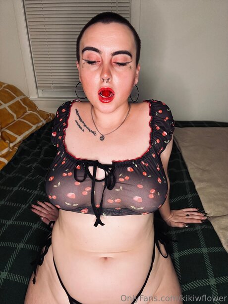 Kikiwflower Kostenlose OnlyFans-Pornos