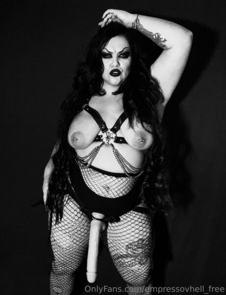 Empressovhell Strip OnlyFans