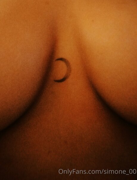 Simone 00 Sex OnlyFans