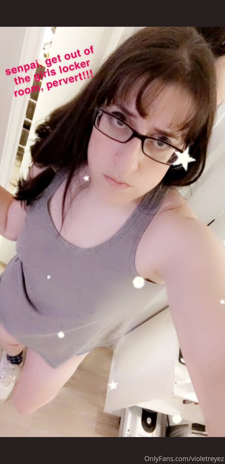 Violetreyez Nackt auf OnlyFans