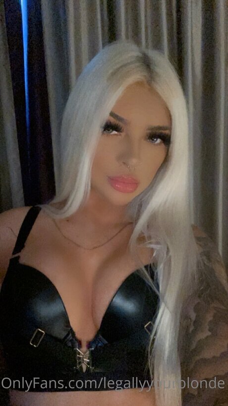 Legallyyourblonde Titten OnlyFans