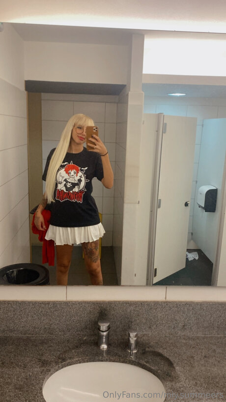 Miy Summeers OnlyFans geleakt