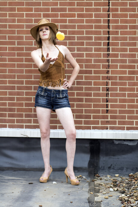 Cle Film And Photo OnlyFans schlank