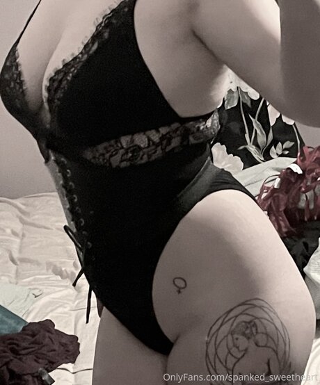 Spanked Sweetheart OnlyFans Bilder
