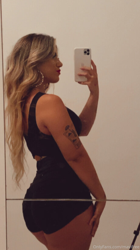 Mavimag OnlyFans Leaj