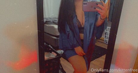 Luvrlys Brüste OnlyFans