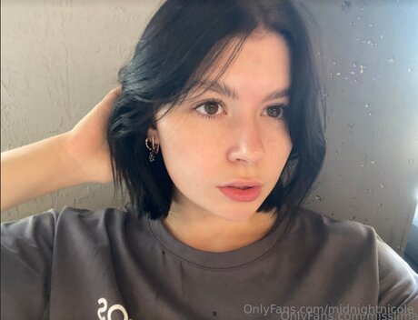 Midnightnicole OnlyFans Star