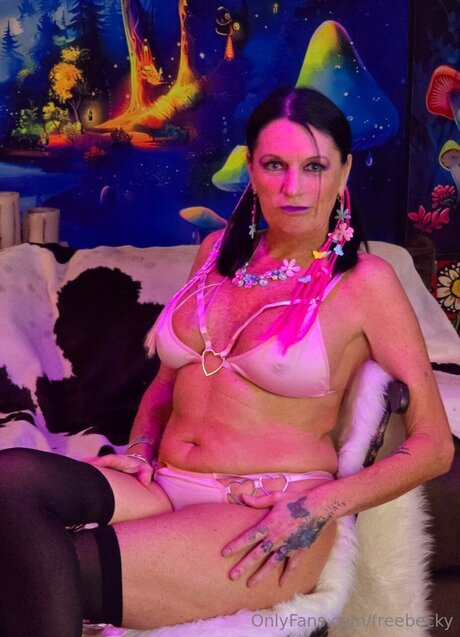 Freebecky OnlyFans Model Bilder