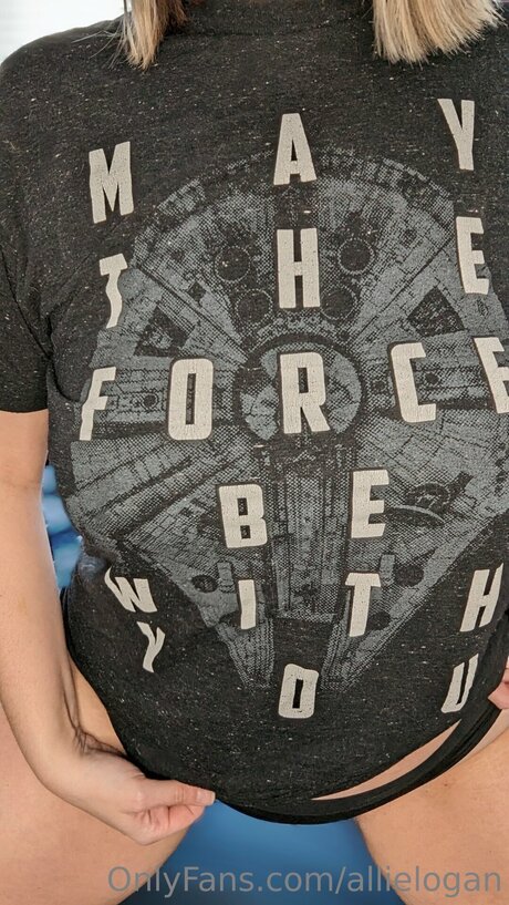 Queenievixen OnlyFans-Leak