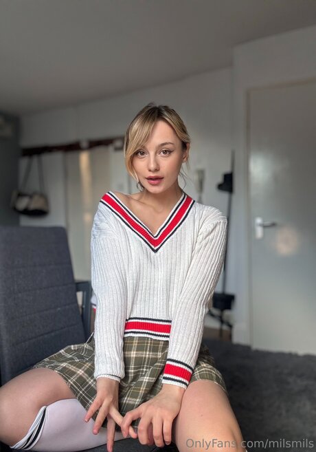 Milsmils OnlyFans Bilder