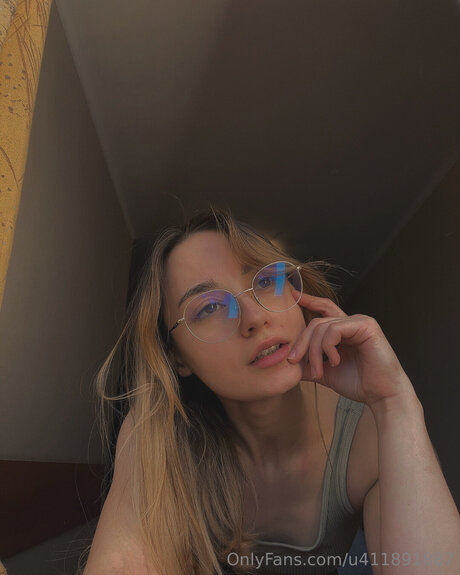 Milsmils OnlyFans Inhalte