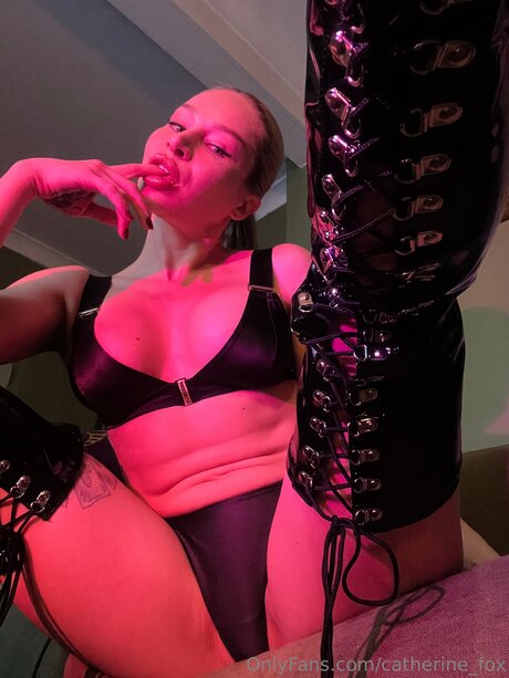 Catherine Fox OnlyFans Leak