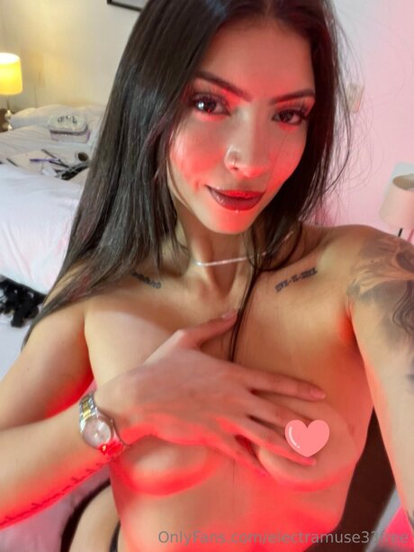 Electramuse33free OnlyFans-Inhalte