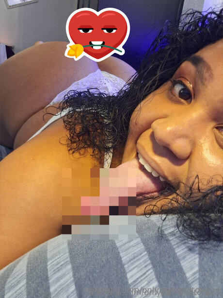 Onlydahianatongue OnlyFans-Leak