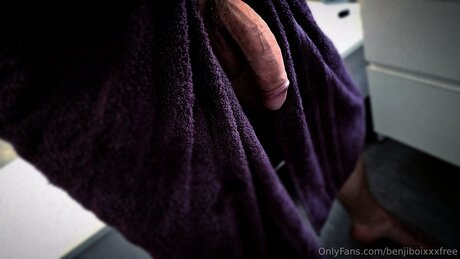 Benjiboixxxfree OnlyFans Bilder